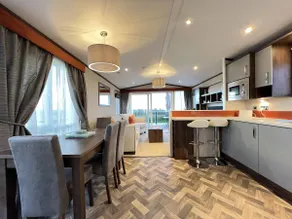 The Coorie Neuk Hot Tub Lodge 34 Cameron, St Andrews - Image 2