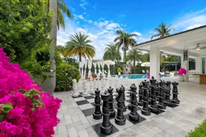 MIA MANSION W/ POOL / BBQ /CABANNA / OUTDOOR BAR - Image 4