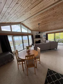 Penthouse Overlooking Waimea Ocean views - Image 4