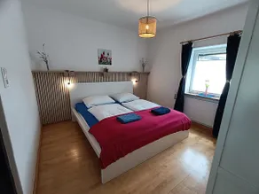 Stylish & Spacious Apartment with Patio - Image 2