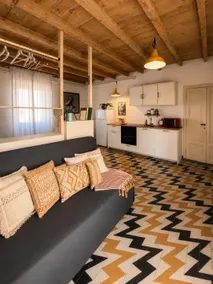 Riverside home • near Milan & Bergamo + parking - Image 3