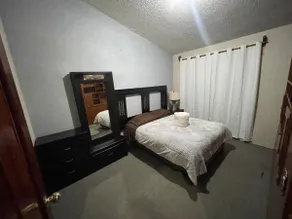 Downtown house with 4 bedrooms - Image 5