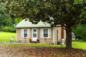 Cute & Close to Tillery/Boat & Pets OK - Image 2