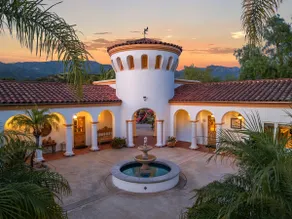 Resort-Style Escape | Saltwater Pool & Spa! - Image 3