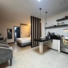 Fabulous suite in the center. Fully equipped. New - Image 5