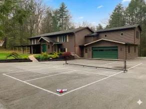 Eagle Valley Retreat | 16 guests |PSU| Pickleball - Image 2