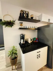 Chic and Cozy Dallas Retreat - Image 3
