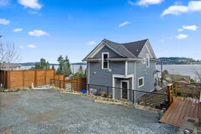 Charming House with View - Image 4