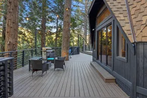 Unique Geodesic Treehouse - Image 4