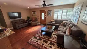 Beautiful Shasta Lake Home, 12 Guests (6 Adults)  - Shasta Lakeshore Retreat #6 - Image 4