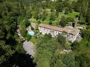 La Cascade Gîte Waterfall View Romantic Stay - Image 3