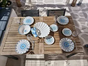 Apartment with terrace in Piraiki - Image 3