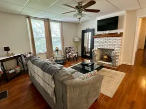 Spacious Downtown Thomaston Getaway | Sleeps 10 - Image 3