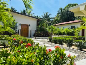 Studio Beach Cabana w/Wifi+Patio+Smart TV+Pool - Image 4
