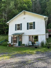 Boaz Brook Farm Guest House - Image 2
