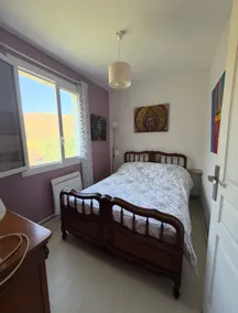 Independent apartment in 1 country house - Image 2