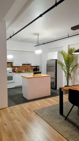 Saint-Roch neighborhood with indoor parking - Image 5