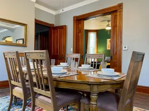 Spacious & Charming*Downtown*Cedar Point*Kalahari* - Image 3