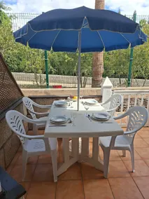 Tolles Ferienhaus mit beheiztem Pool und schnellem Internet | Bergblick | Nah am Strand - Image 4