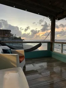 House in front of Puerto Nuevo Beach, PR - Image 2