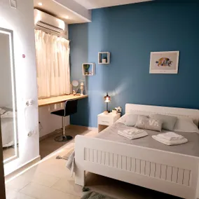 60 Meters close to the Beach, Restaurants & Shops - Image 3