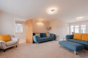 Luxury Recently Renovated 3 Bedroom home in Sandwich Kent - Image 3