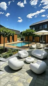 Downhills Residence - Image 2
