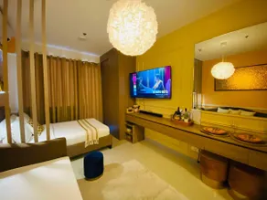 Flora Suite @ Shore 2 Residences (Washing Machine +Fast Wifi+Netflix) - Image 2