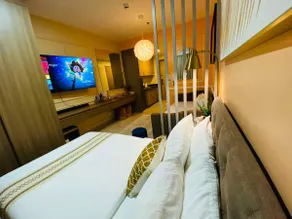 Flora Suite @ Shore 2 Residences (Washing Machine +Fast Wifi+Netflix) - Image 5