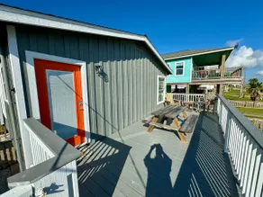 The Sea Glass Retreat - Surfside Beach Texas - Image 5