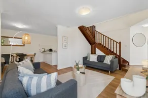 Seaside townhouse escape, stroll to the sea! - Image 4