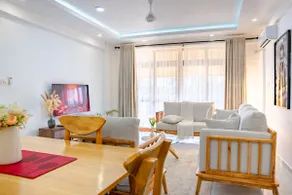 Luxurious ocean breeze 2 Bdrm Apt W/ Pool,AC &Gym - Image 5