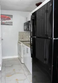 Beautiful Private Studio 123 - Image 3