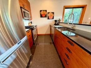 Points West Oceanfront Resort 1 Bed Ocean Point Suite B - Image 5