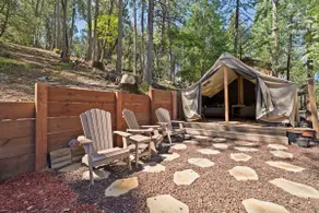 2 cabins-22 guests-2 hot tubs-Lake Access-Glamping - Image 3