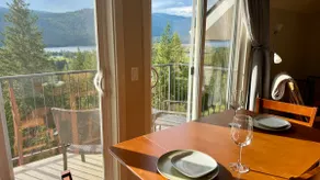 Majestic Mara Lake view, top floor apartment - Image 3