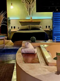 Boho Suite with Private Jacuzzi | Total Relaxation - Image 2