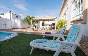 Cozy Home In San Jose Del Valle - Image 2