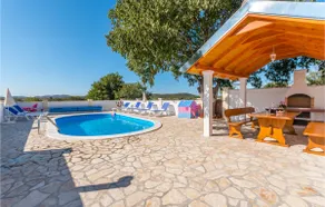Nice Home In Stankovci - Image 2