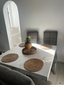 Cozy apartment 2 1/2 blocks from the beach! - Image 3