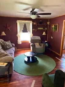 Granny’s Country Roads Cabin - Image 3