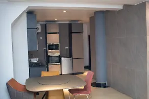 Affordable & Luxurious 2-Bed Apt with Pool & Wi-Fi - Image 4