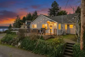 Waterview 4BR Home w/Hot Tub, Spa Bath & Game Room - Image 5