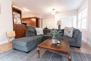 Large 5BR Home | Steps from the Capitol - Image 2