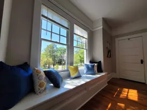 Large 5BR Home | Steps from the Capitol - Image 4