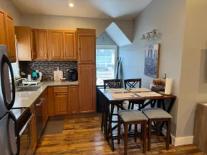 Studio apt w/ great outdoor space - Image 3