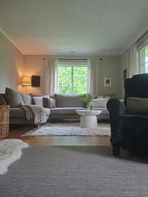 Nice house with a fireplace near disc golf - Image 2
