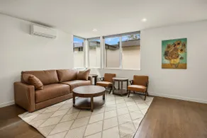 Modern & Spacious 3BR Seattle Retreat - Image 4
