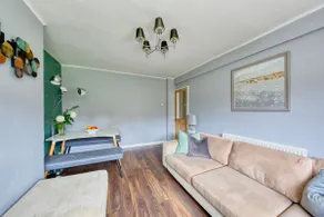 2 bed flat - SW London with parking - Image 5