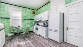 1157#2 / First floor, King bed, Free parking, - Image 3